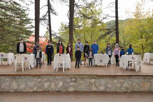 Ayazma Milli Parkı’ndaki satranç buluşması heyecan yarattı