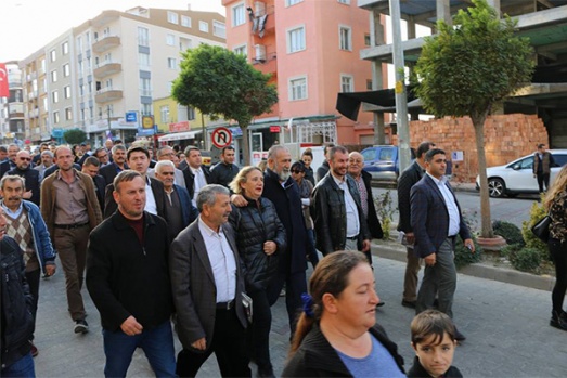 Kepez’de ‘Eşekli’ protesto yürüyüşü