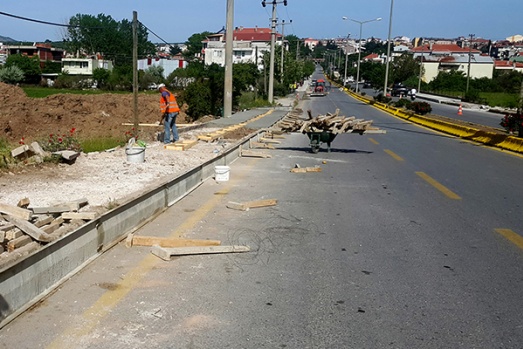 Ayvacık Belediyesi üst yapı çalışmalarına hız verdi…