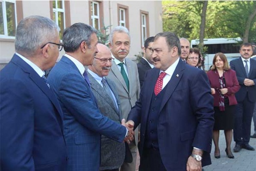 Bakan Eroğlu: "En çok kişi başına yatırım yapılan yer Çanakkale'dir"