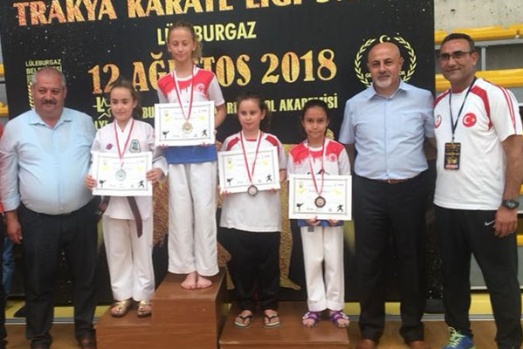 Karateciler Zirveye Ambargo Koydu