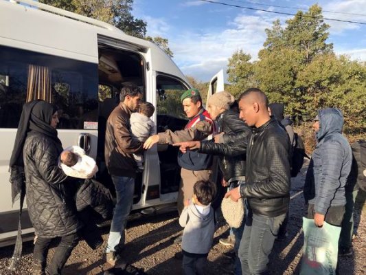 Ayvacık’ta 41 mülteci yakalandı