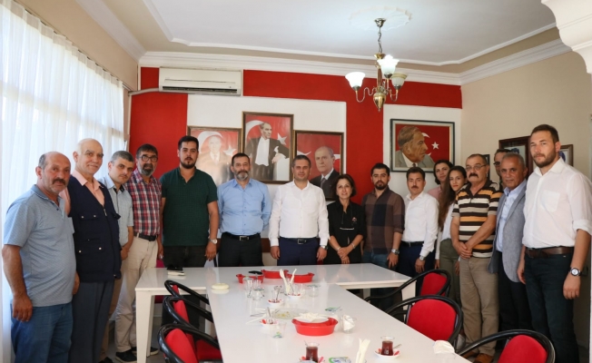 AK Parti’den MHP’ye teşekkür ziyareti