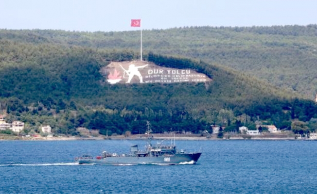  Rus ma­yın ta­ra­ma ge­mi­si Ça­nak­ka­le Bo­ğa­zı'n­dan geç­ti 