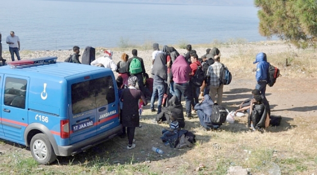 Jandarmadan kaçak göçmen operasyonu