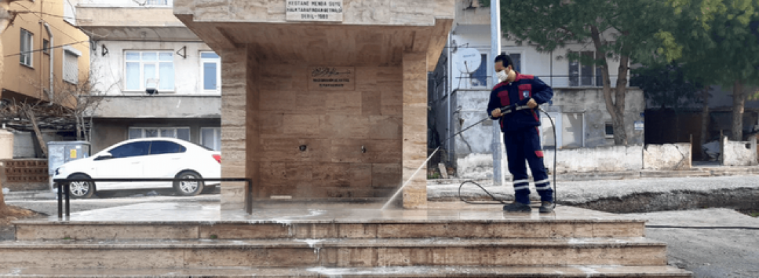 Çanakkale Belediyesi temizlik çalışmalarına devam ediyor