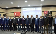 Biga'da 'Yerelden Ulusala Türkiye Ekonomisi' konferansı