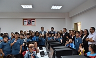 Turgut Reis Ortaokulu'na Bilgisayar Sınıfı