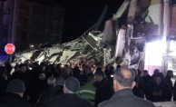 Elazığ Depreminde 4 kişi hayatını kaybetti (VİDEO)